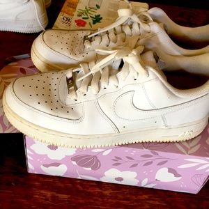 White Nike Air Force 1. Size 9.5
